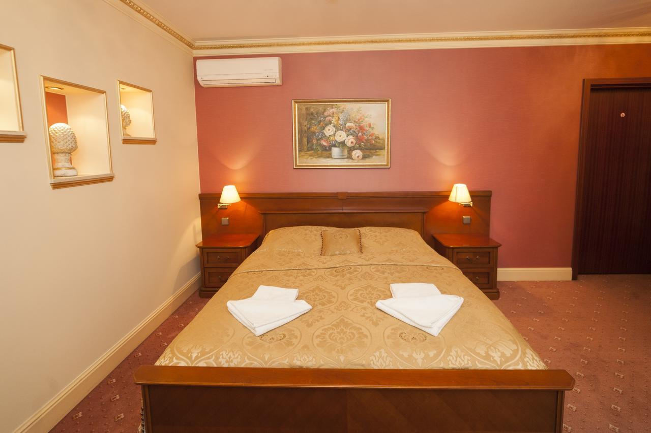 Hotel Przy Mlynie รืบนิค ภายนอก รูปภาพ