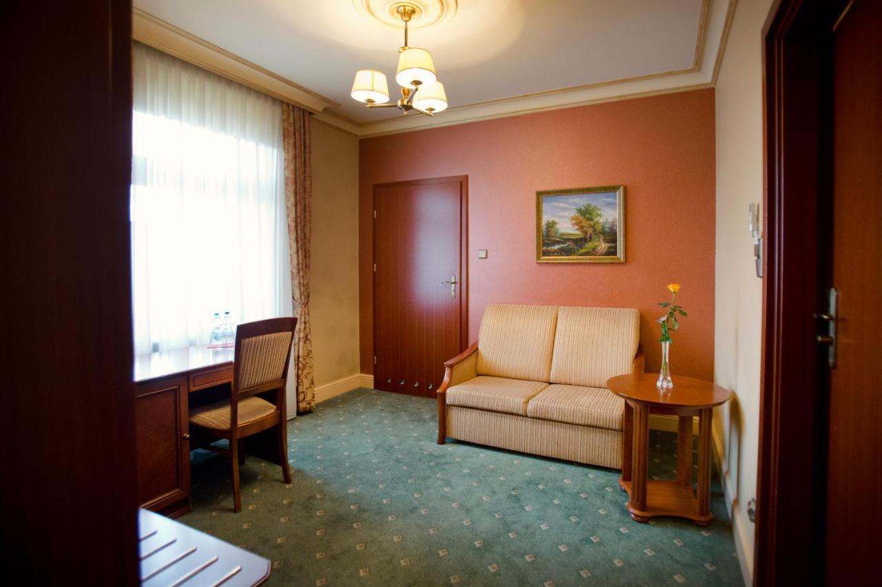 Hotel Przy Mlynie รืบนิค ภายนอก รูปภาพ